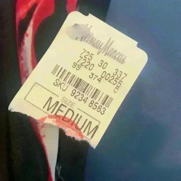 Floral Sleeveless Top - Black and Red - Picture 7 of 11